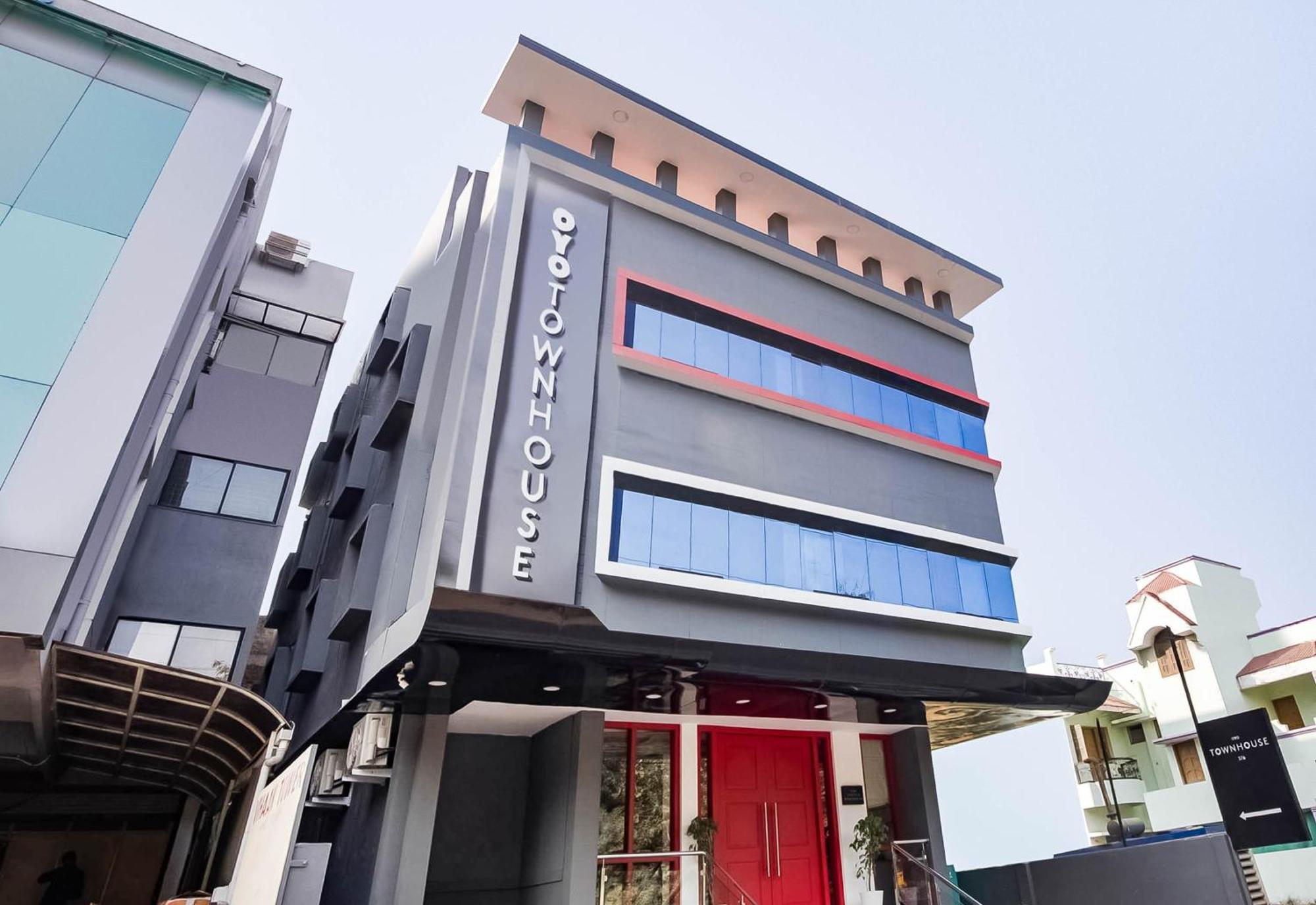Super Townhouse Lords Inn Regency Manglia Luaran gambar
