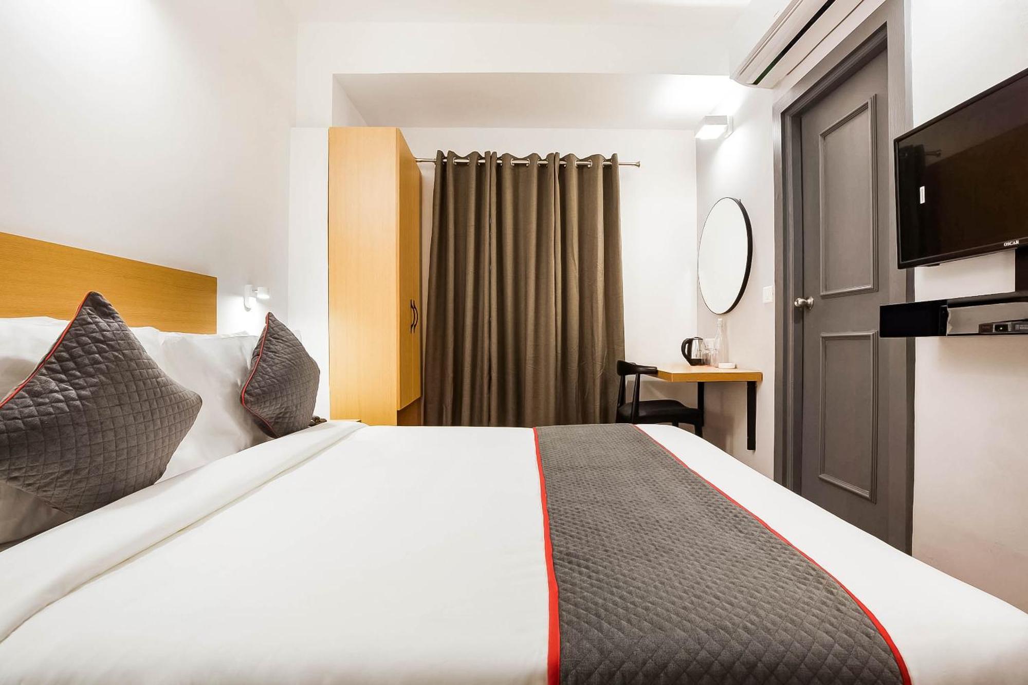 Super Townhouse Lords Inn Regency Manglia Luaran gambar