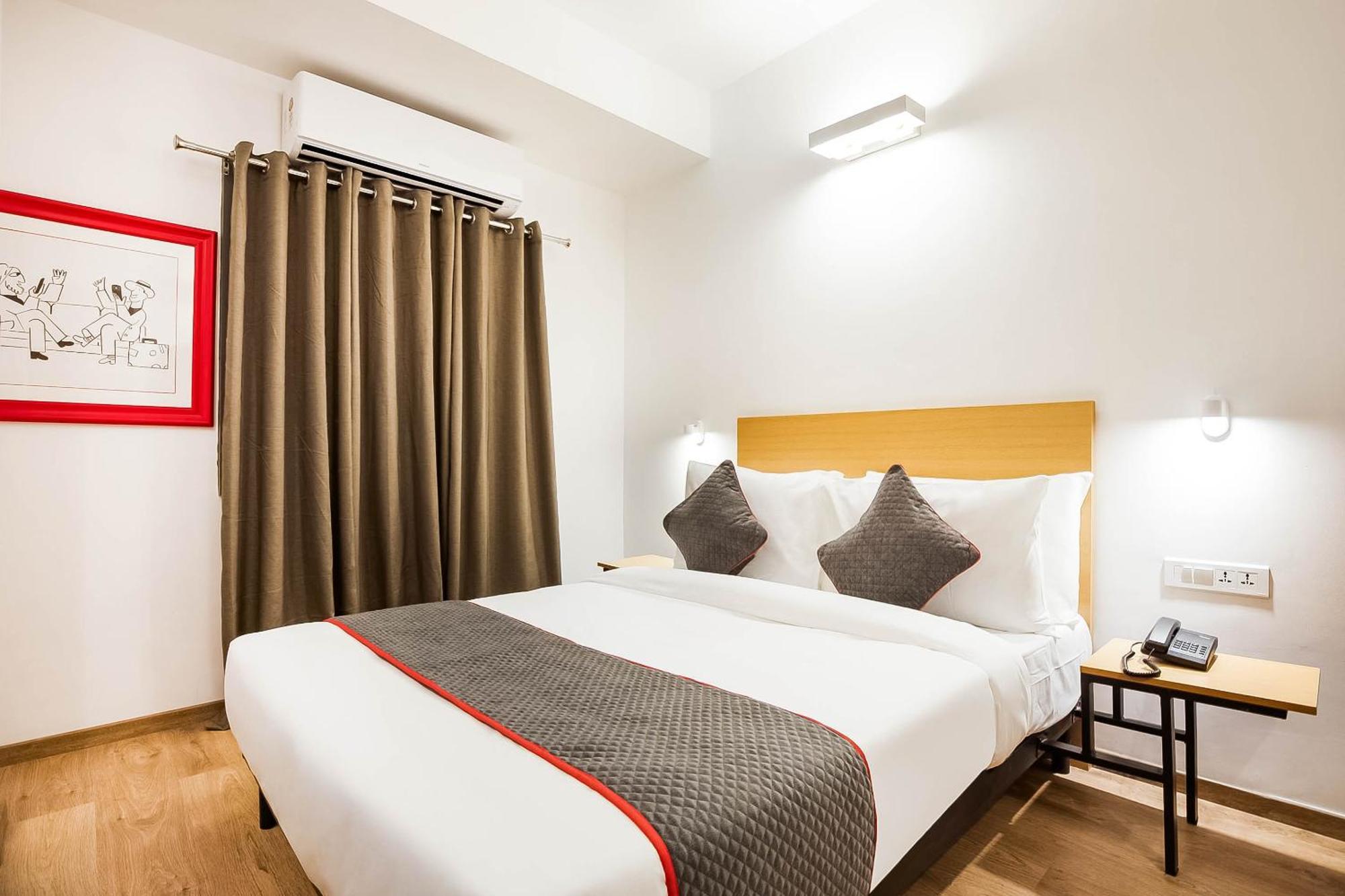 Super Townhouse Lords Inn Regency Manglia Luaran gambar